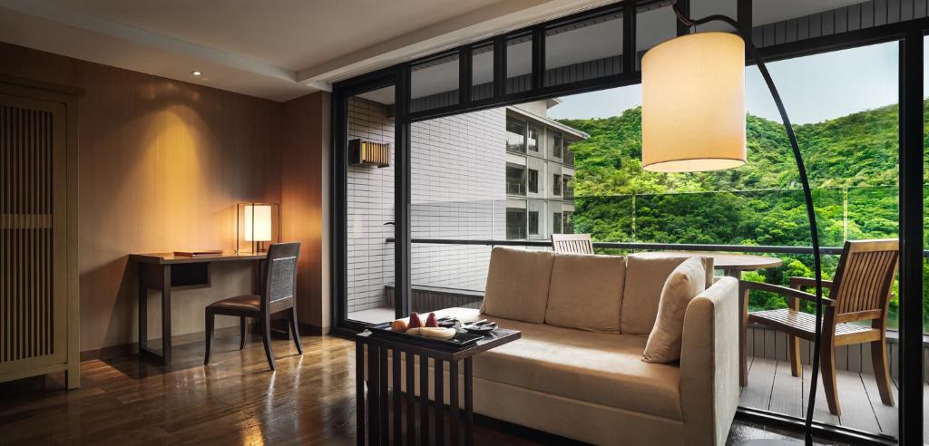 Posezení v ubytování Grand View Resort Beitou