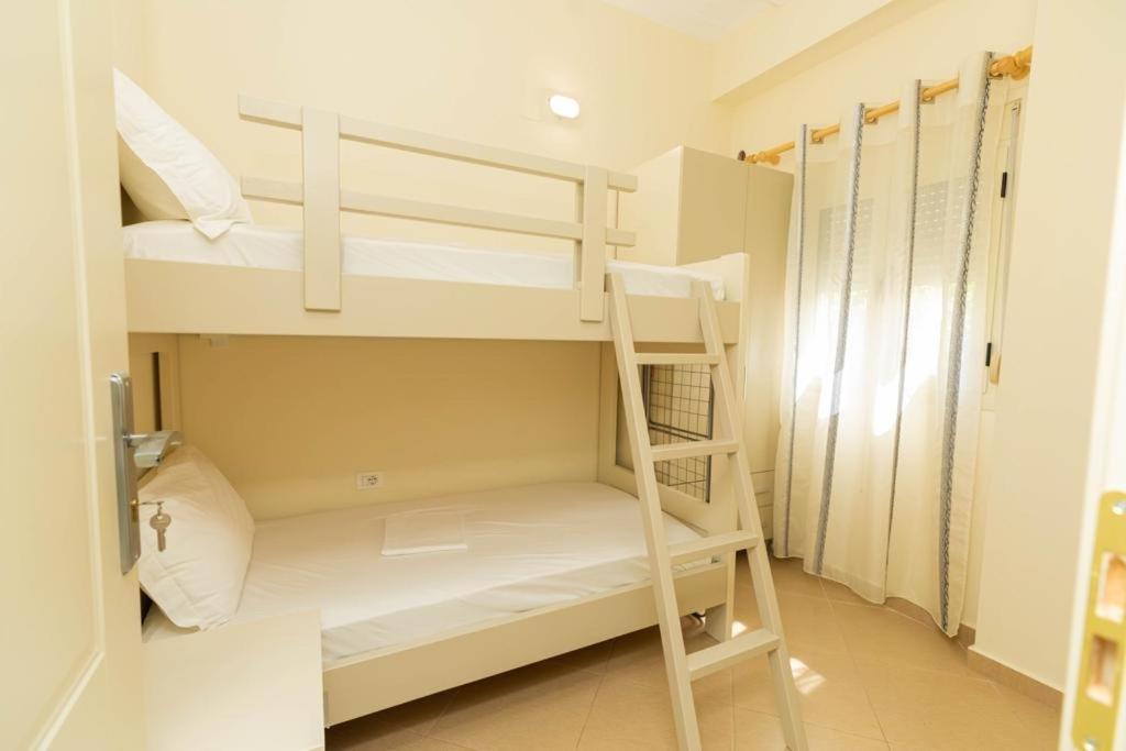 PREMIER GUEST HOUSE - Image 12
