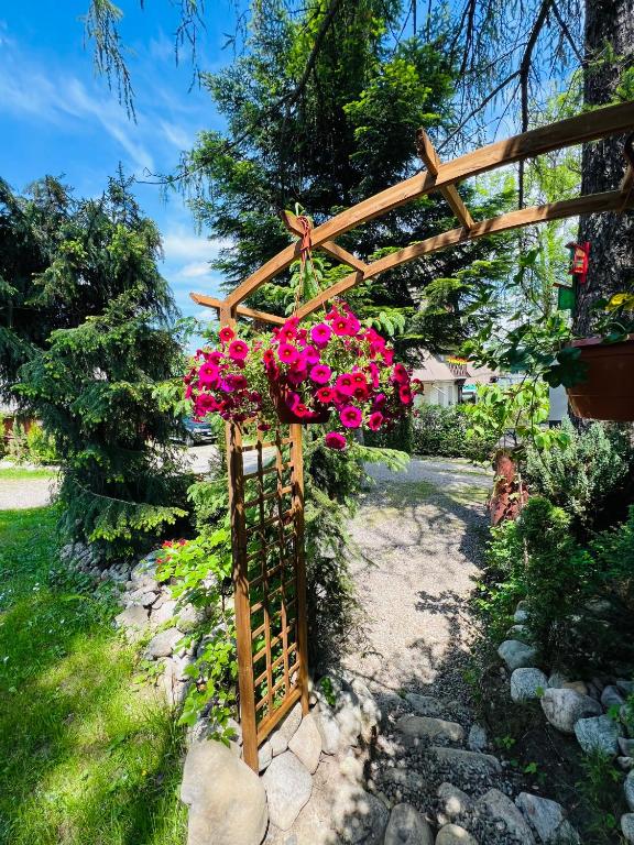 Vonkajšia záhrada v ubytovaní Willa Mrzonka Guesthouse
