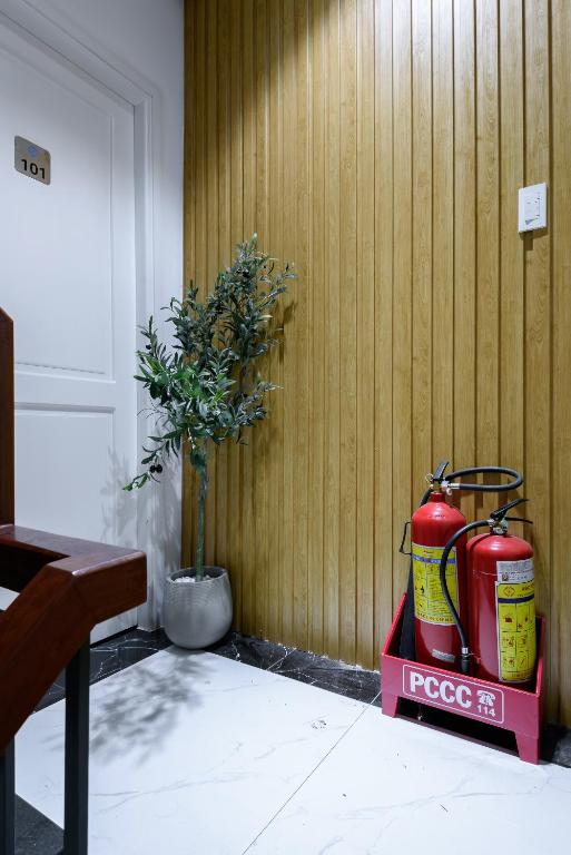 Cozrum Homes - Graceful Corner - One-Bedroom Apartment