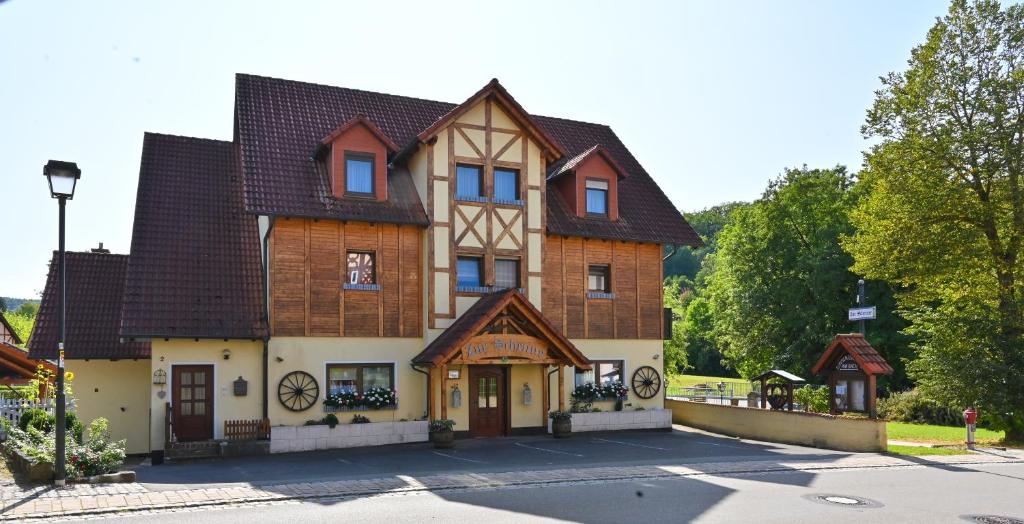 Foto dalla galleria di Landgasthof Zur Scheune a Bad Staffelstein