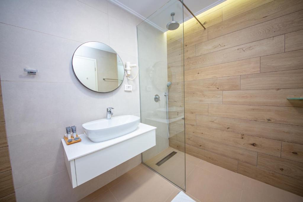 Hotel Olive Ksamil - Image 3