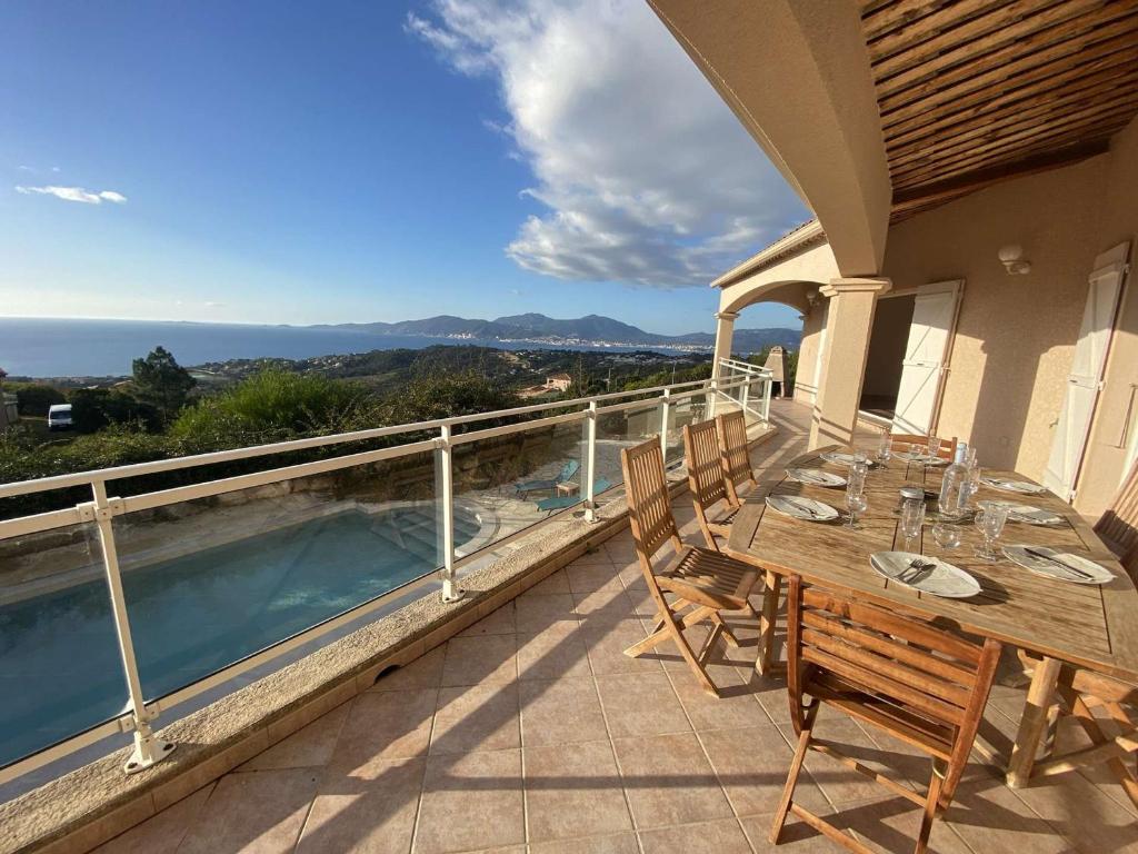 Superbe Villa 5P avec WIFI à Porticcio près plage Agosta - FR-1-61-574 - Villa