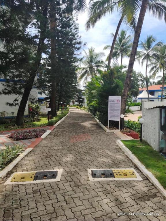 ARY Royal Palms - 1 BHK - отзывы и видео