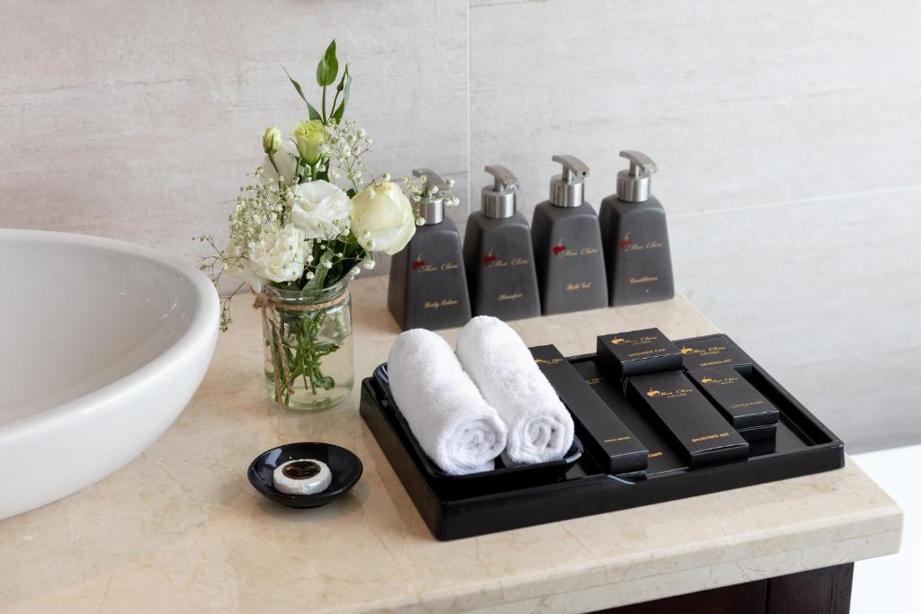 Mon Cheri Cruises - 3