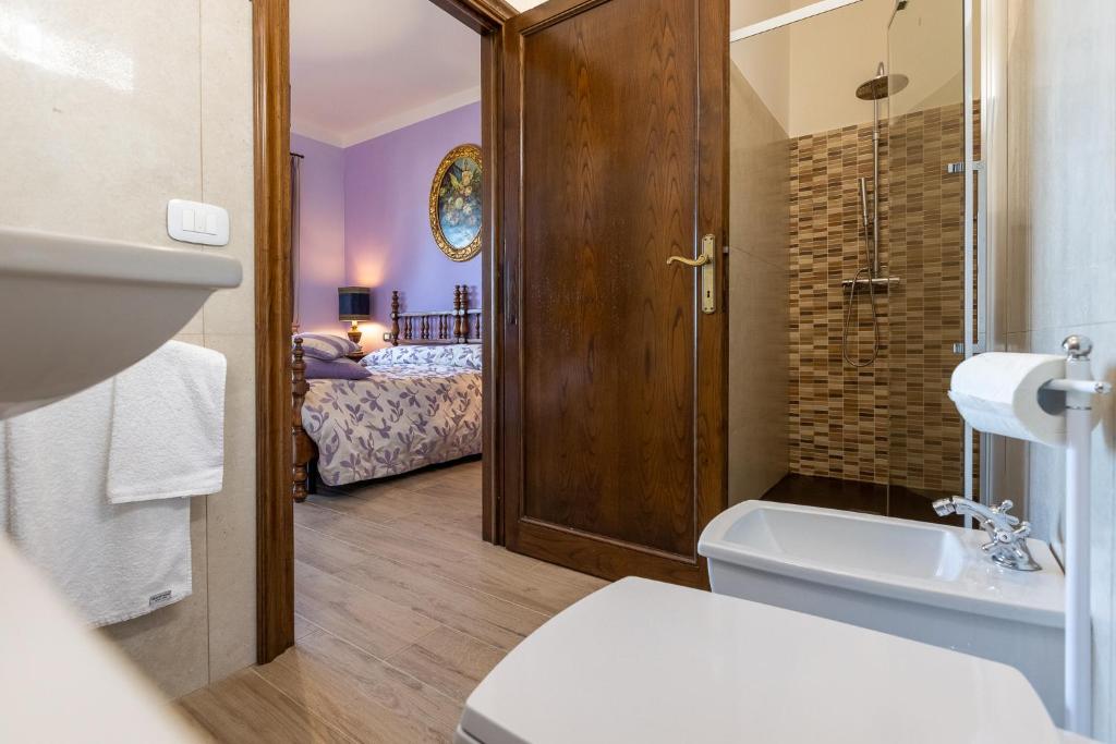 Koupelna v ubytování B&B FONTERONCONE di KRYVUTA OKSANA