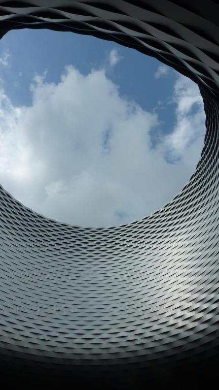 easyHotel Basel - self service and self check-in - Resim 5