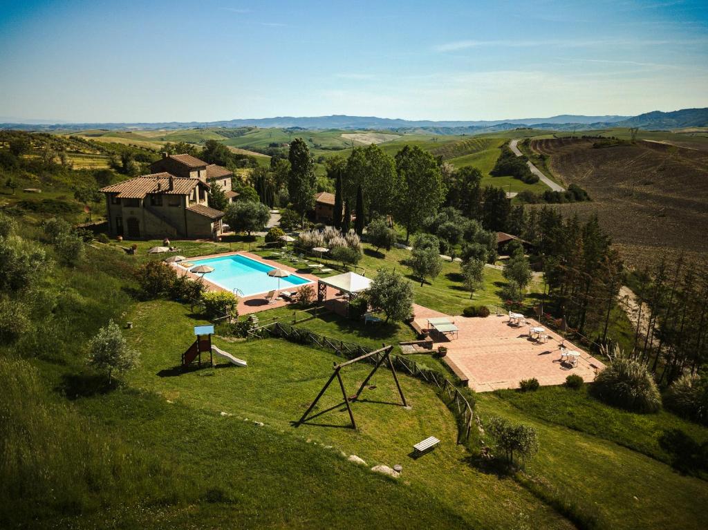 Gallery image of AGRITURISMO LUCESTRAIA in Montecatini Val di Cecina