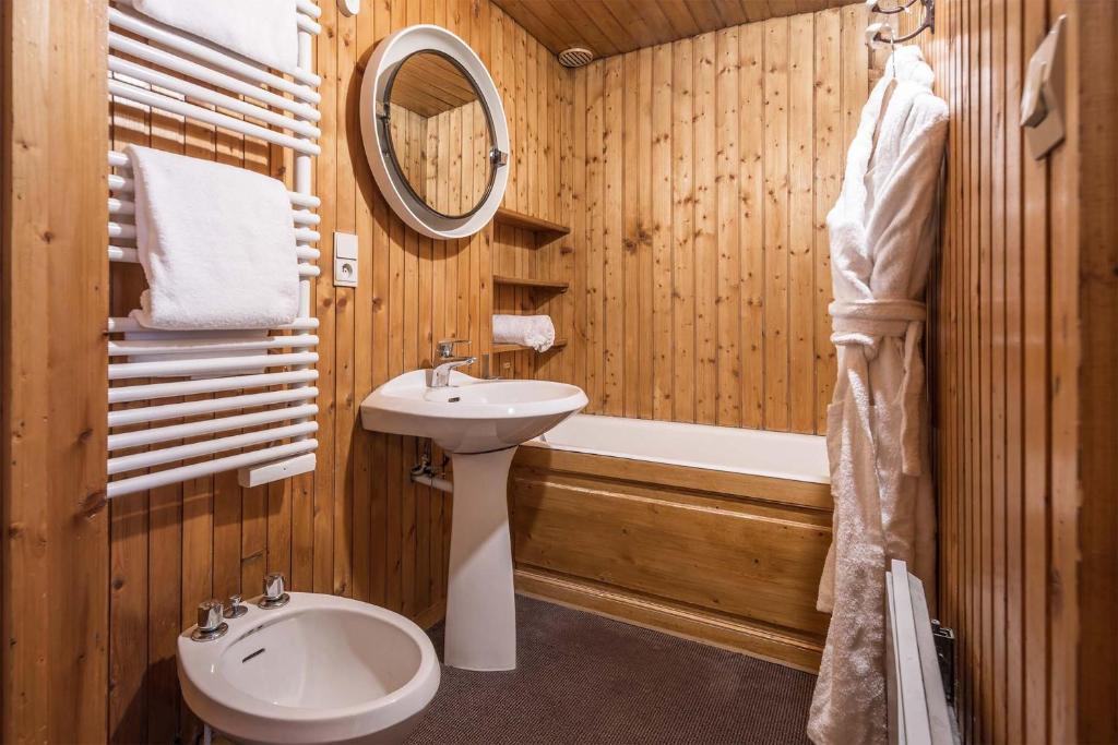 Madame Vacances Chalet Val Rogoney – photo 7