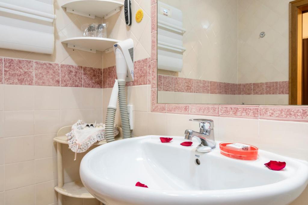 Vannituba majutusasutuses Hotel Dom Vasco