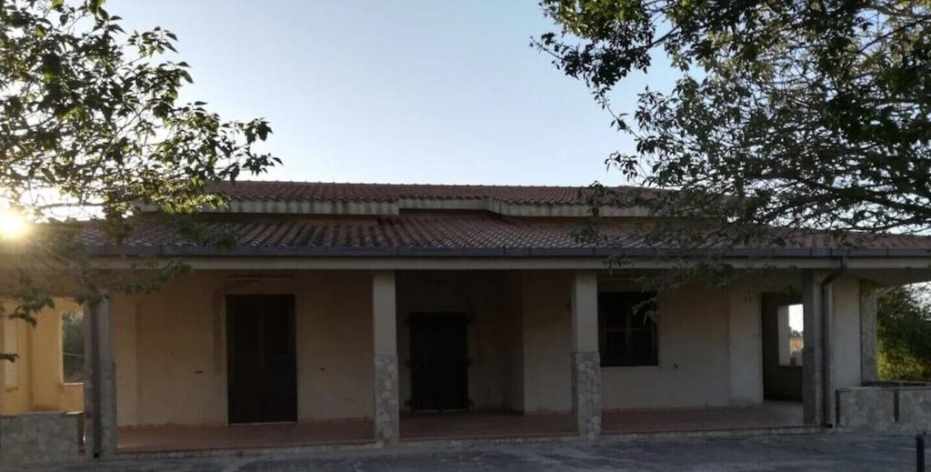 Budova, v ktorej sa vila nachádza