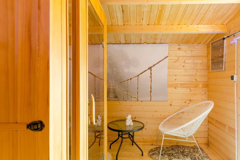 Fotografia z galérie ubytovania Havre de paix Avignon avec Jacuzzi & Sauna v Avignone