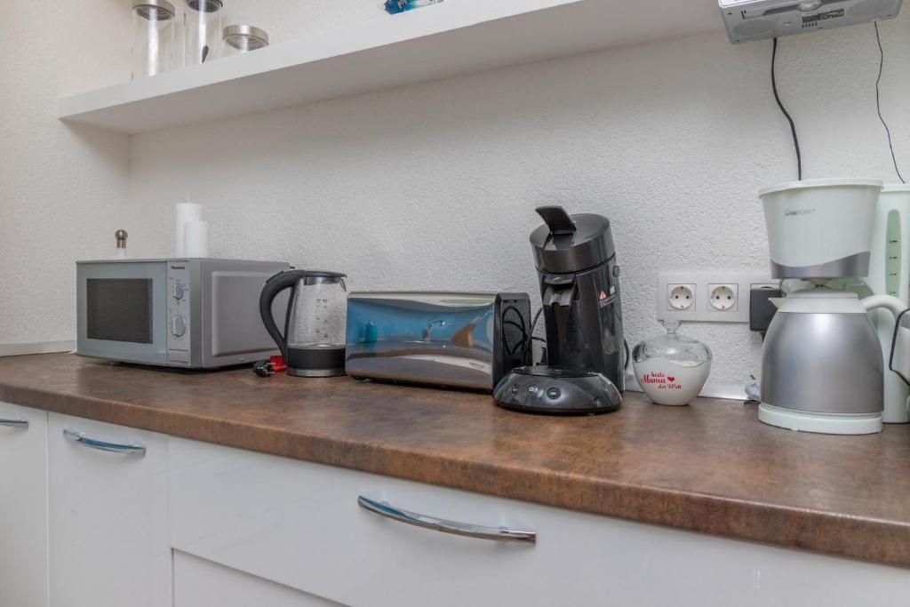Kuchyňa alebo kuchynka v ubytovaní Apartman Crikvenica 30218 - Mira