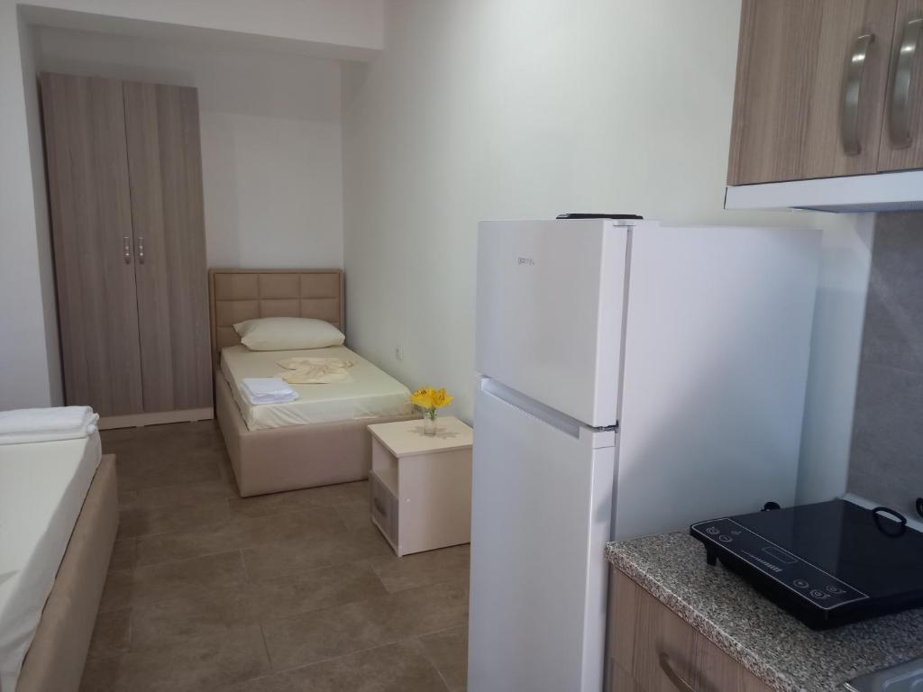 Kuchyň nebo kuchyňský kout v ubytování Bar Restorant Hotel Altini