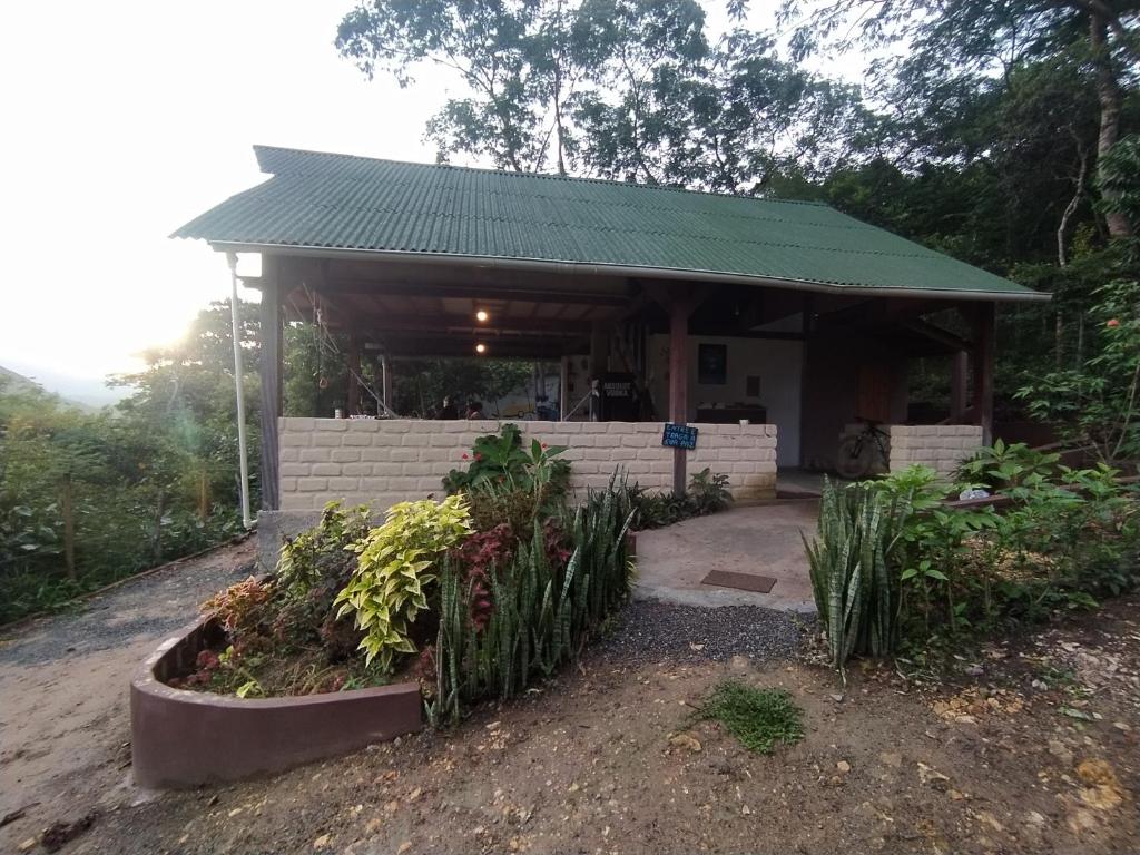 Zahrada ubytování Kombi Hostel Camping