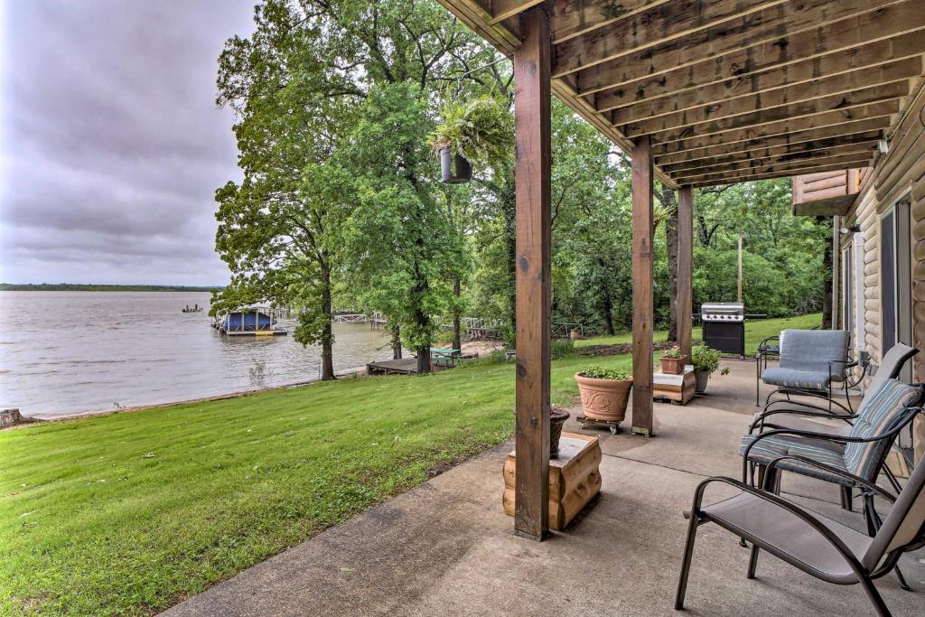 Sunset Cove Lakefront Escape with Deck and Yard, Jay (updated prices 2024)