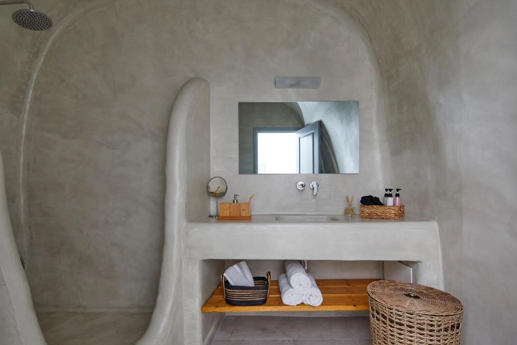 Koupelna v ubytování El Verano Suites