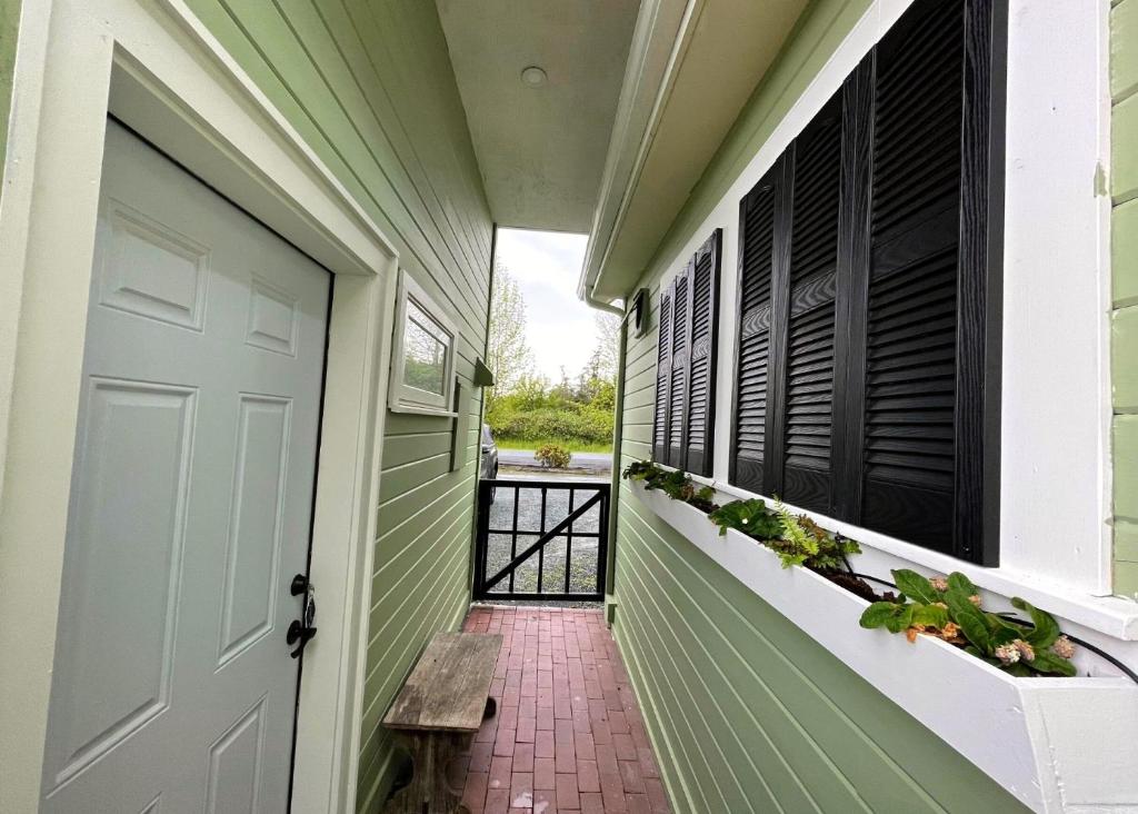 The Edenwild Boutique Inn photo