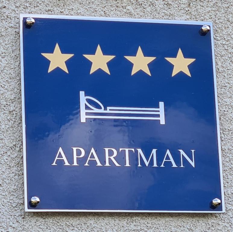 Certifikát, hodnocení, plakát nebo jiný dokument vystavený v ubytování Happy Sparrow