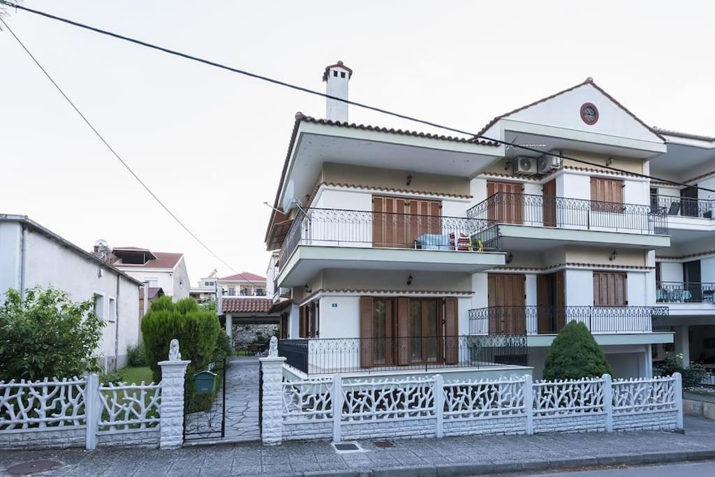AIWA Διαμέρισμα 130τμ 1ου ορόφου σε διώροφη οικία - Apartamento De Tres Habitaciones