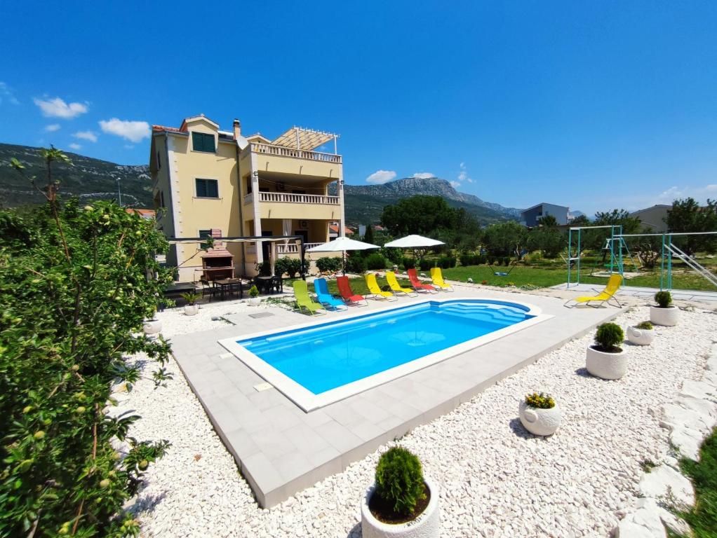 Apartments Maris - Apartment Mit Terrasse