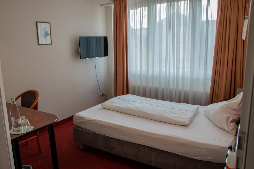 Hotel Alpha - Resim 18