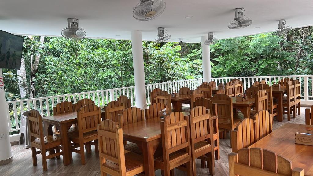 Restaurace v ubytování Eco hotel el bosque
