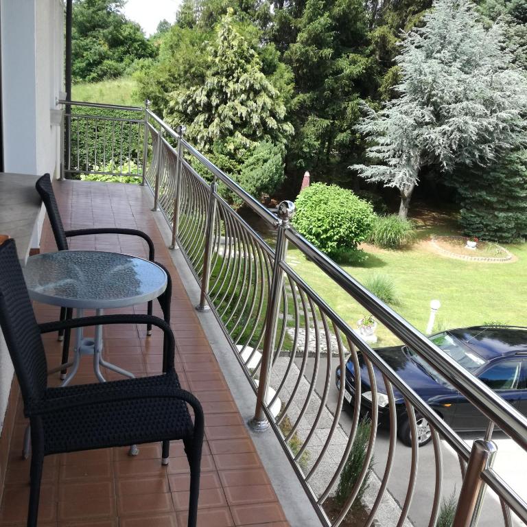 Balkón nebo terasa v ubytování Rooms Kapelj
