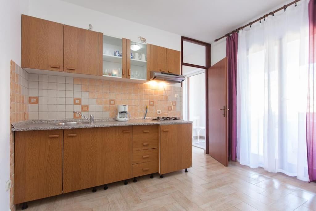 Irena's place A1 - 4