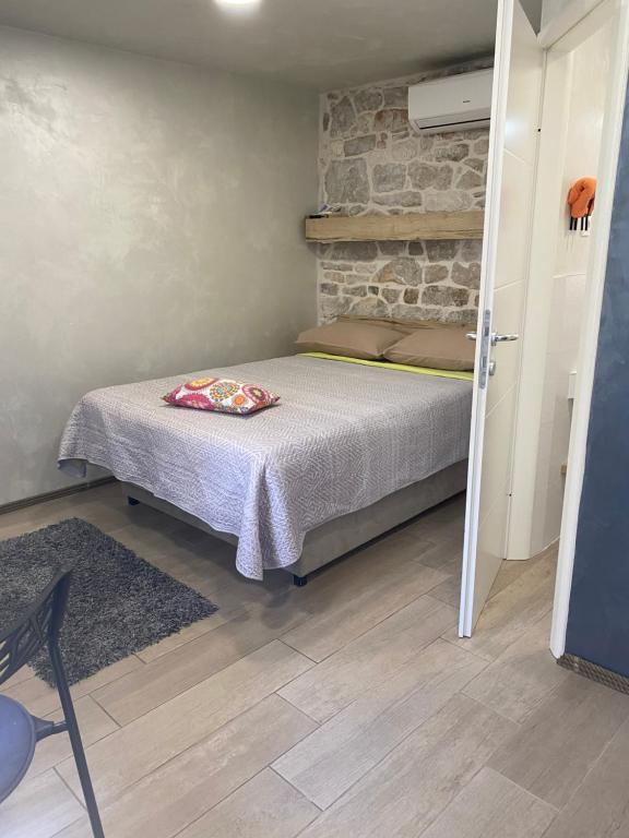 Postel nebo postele na pokoji v ubytování Guest House Laura