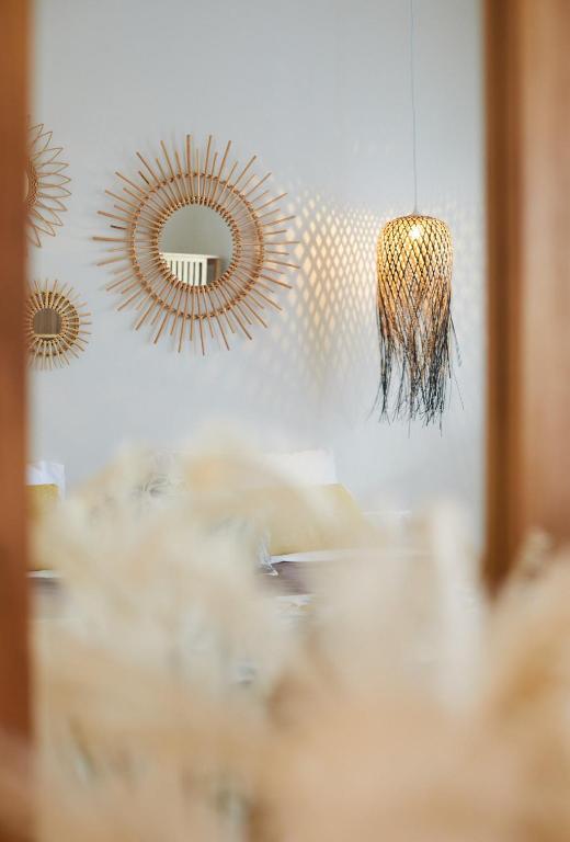 Posteľ alebo postele v izbe v ubytovaní Spiliada Boutique Studios