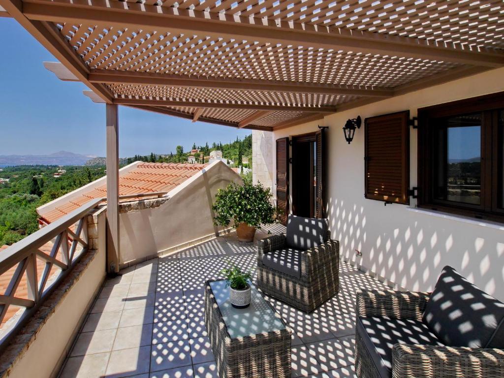 Balkón nebo terasa v ubytování Villa Metapothia Gavalochori Crete