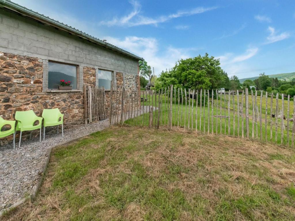 Zahrada ubytování Holiday Home in Vielsalm with Private Garden