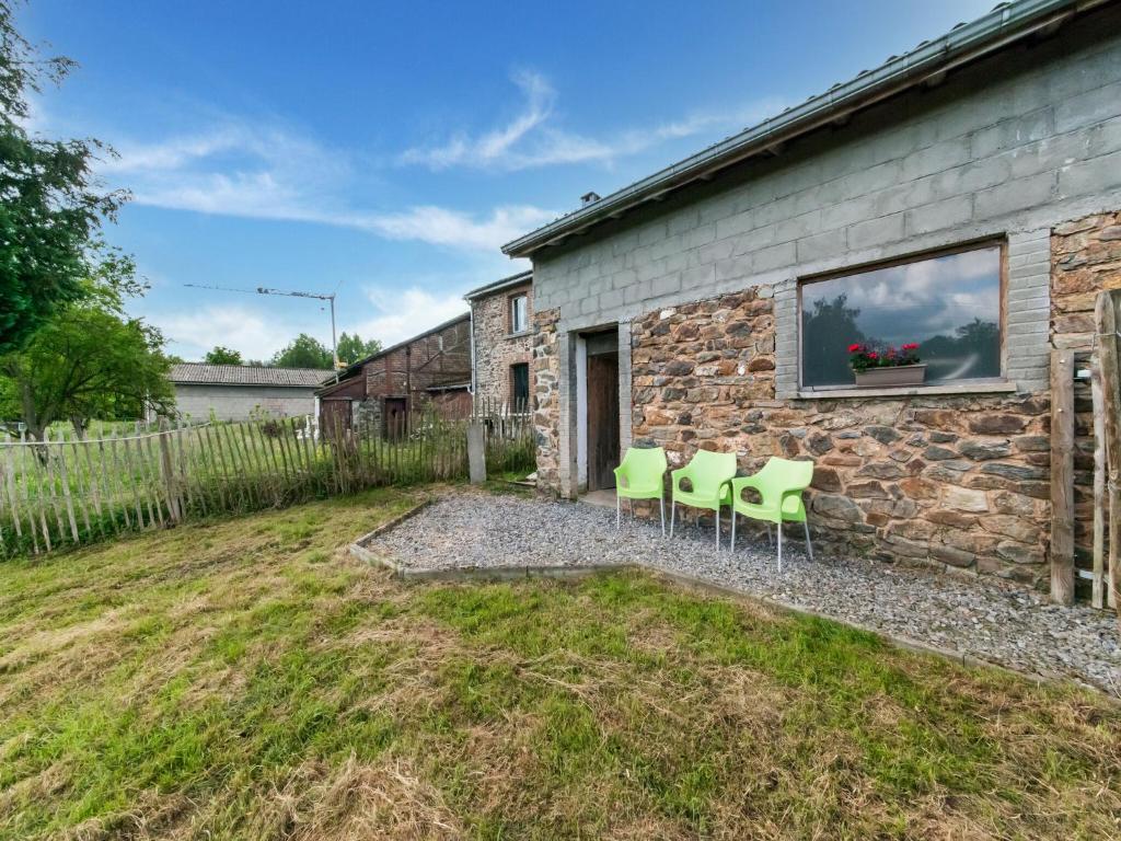 Zahrada ubytování Holiday Home in Vielsalm with Private Garden