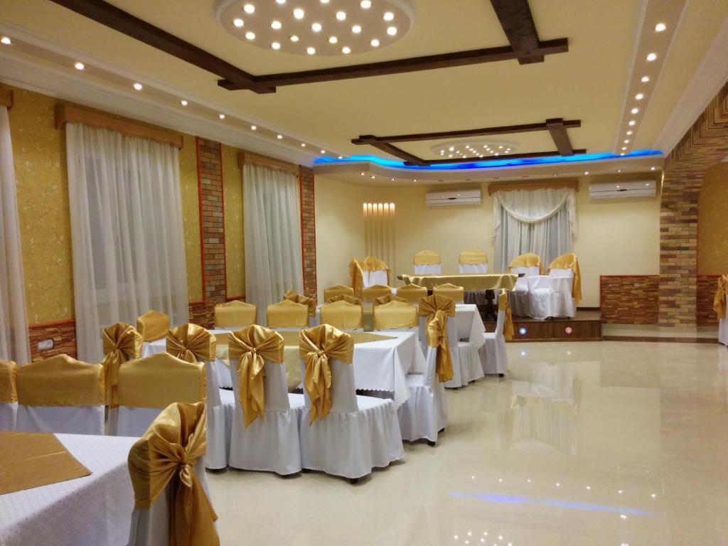 Posezení v ubytování Erazank Hotel