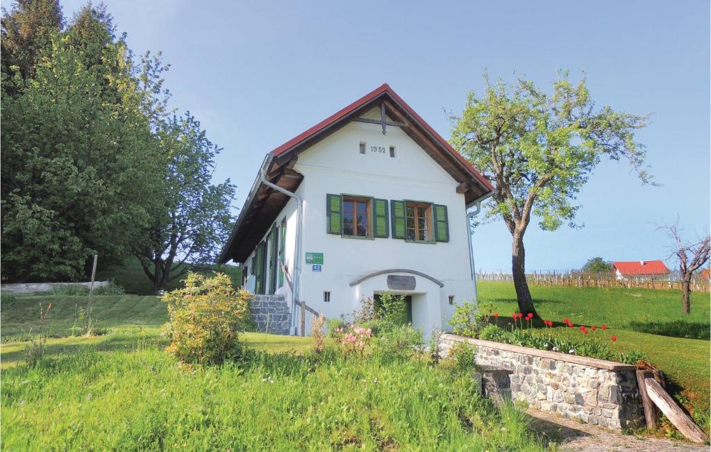 A garden outside Haus In Strem Mit Panoramab,