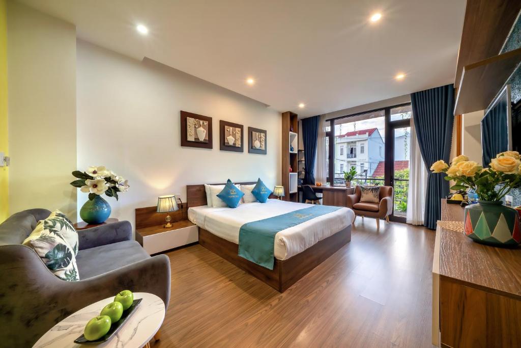 Square Villa Hoi An - Suite Familiar Con Balcón