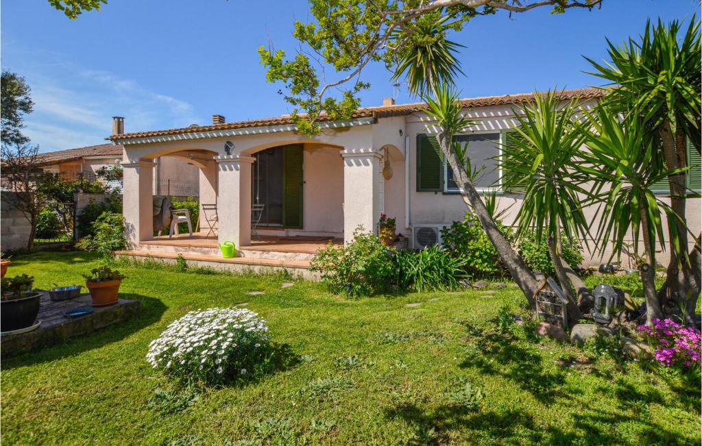 Amazing home in Borgo with 3 Bedrooms