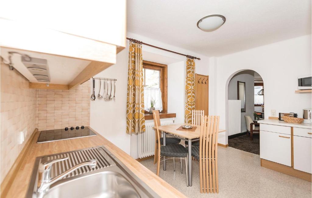 Kuchyňa alebo kuchynka v ubytovaní Ferienwohnung In Rauris