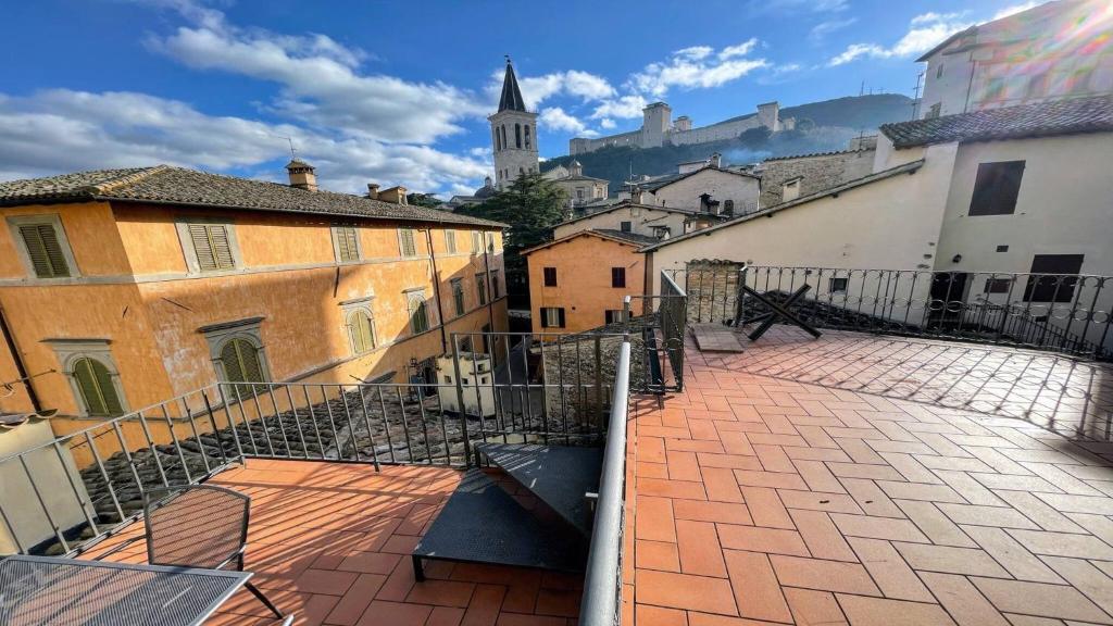 Duomo Apt With Spectacular Terrace - sleeps 6
