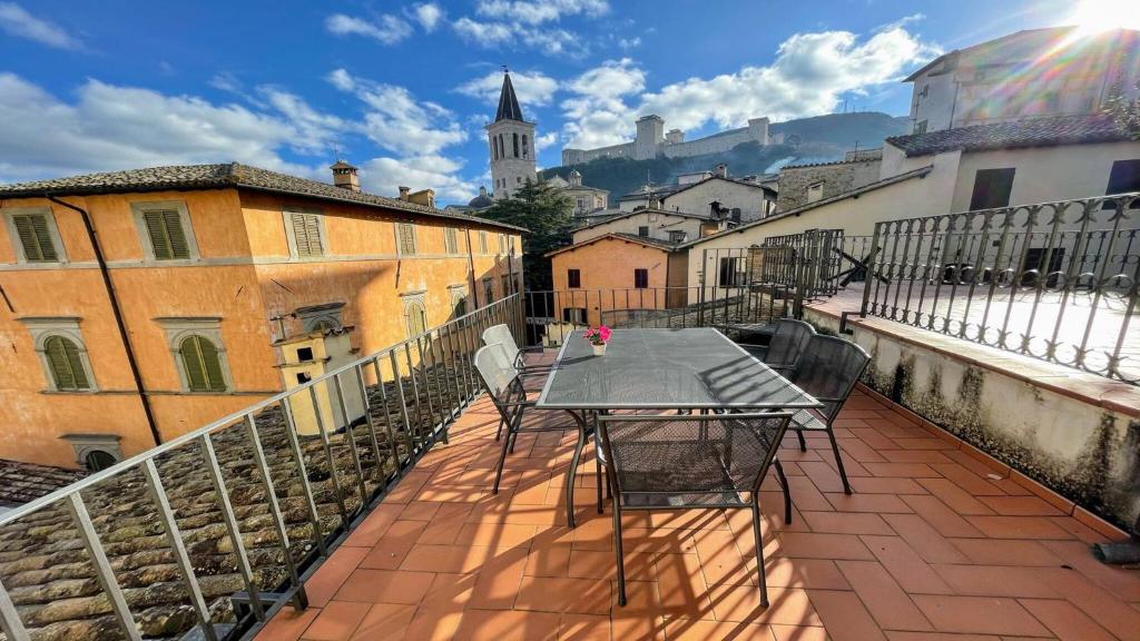 Fotografia z galérie ubytovania Terrazza Duomo With Spectacular Views from 2 large Terraces - sleeps 6 v destinácii Spoleto
