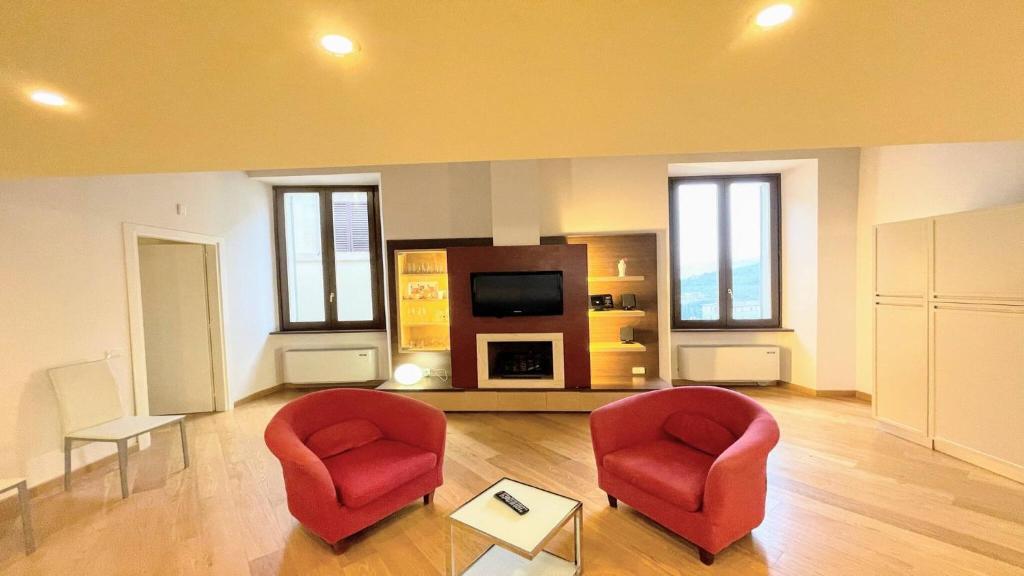 Fotografia z galérie ubytovania Terrazza Duomo With Spectacular Views from 2 large Terraces - sleeps 6 v destinácii Spoleto