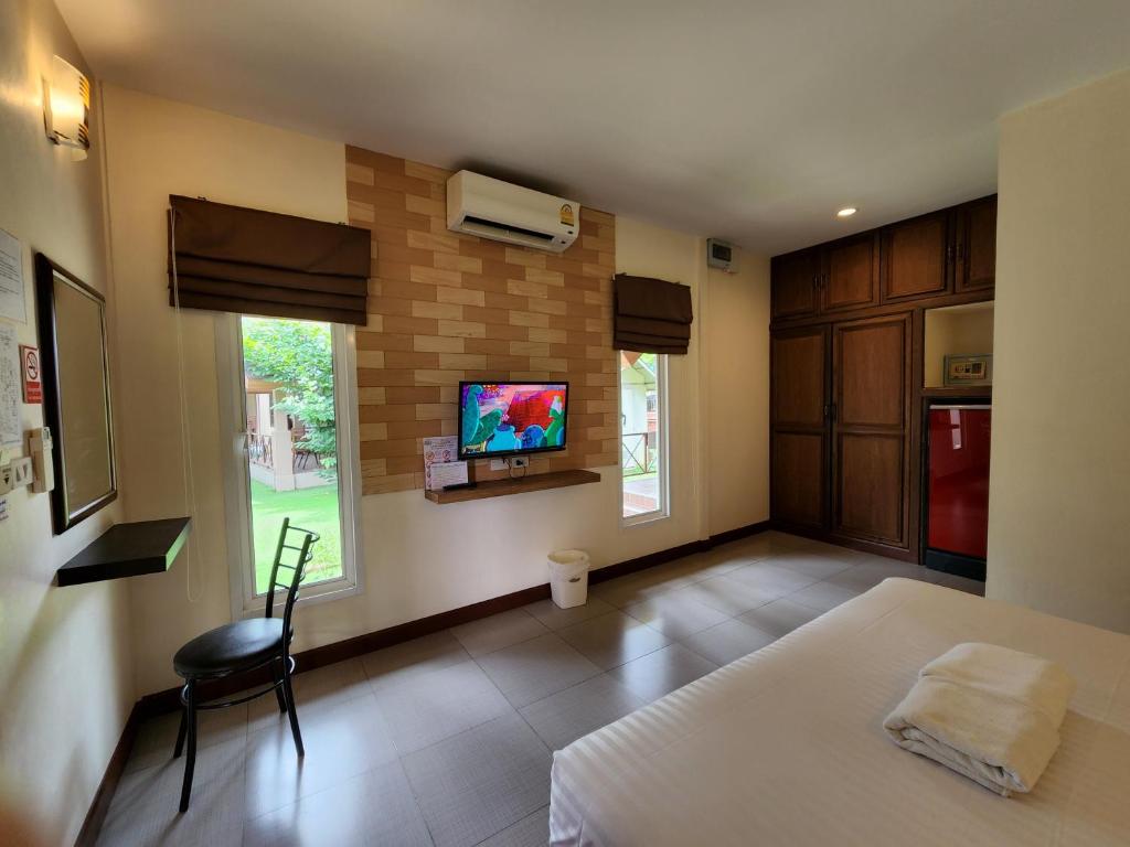 TV a/nebo společenská místnost v ubytování La-or Resort