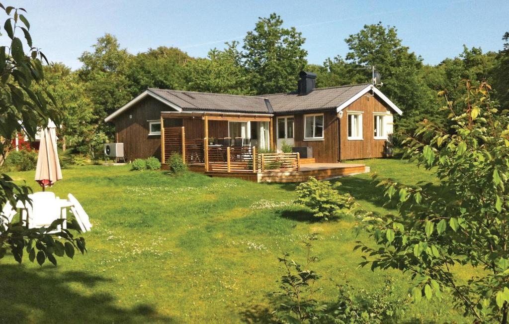 Fotografie z fotogalerie ubytování Cozy Home In Steninge With Wifi v destinaci Steninge