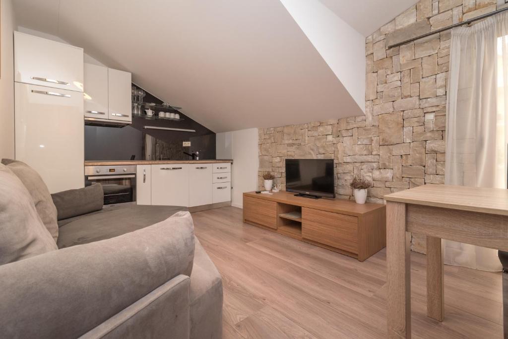 Kuchyňa alebo kuchynka v ubytovaní Villa Lucica Trogir