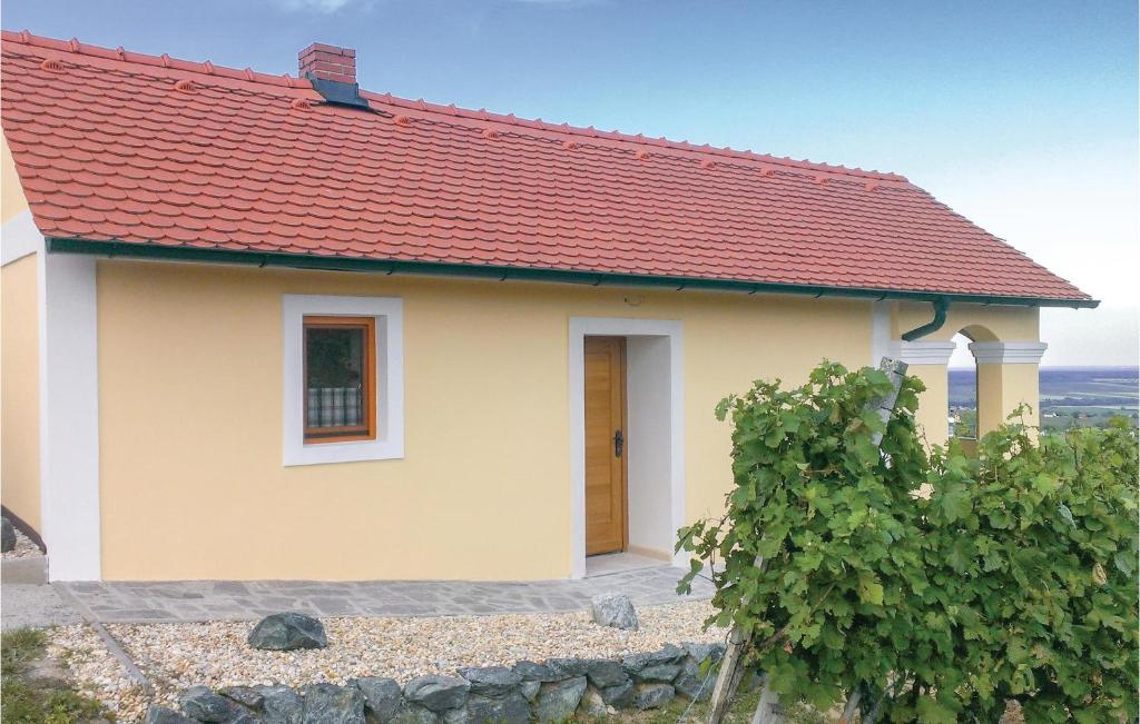 One-Bedroom Holiday Home in Deutsch-Schutzen - Housity
