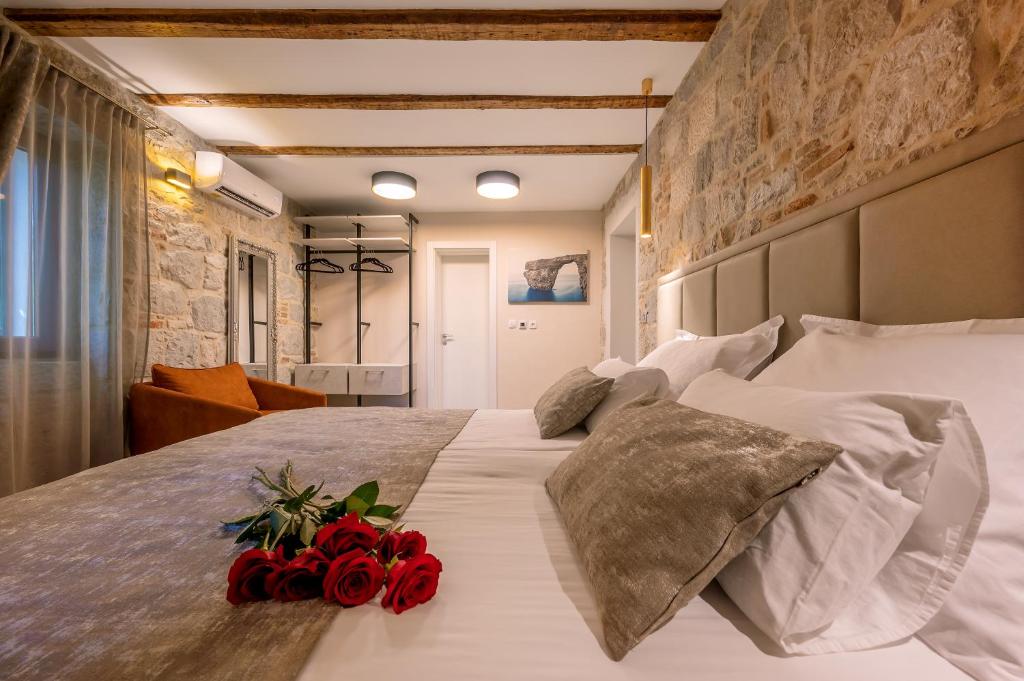 Old Spalatrum Luxury Rooms - 13