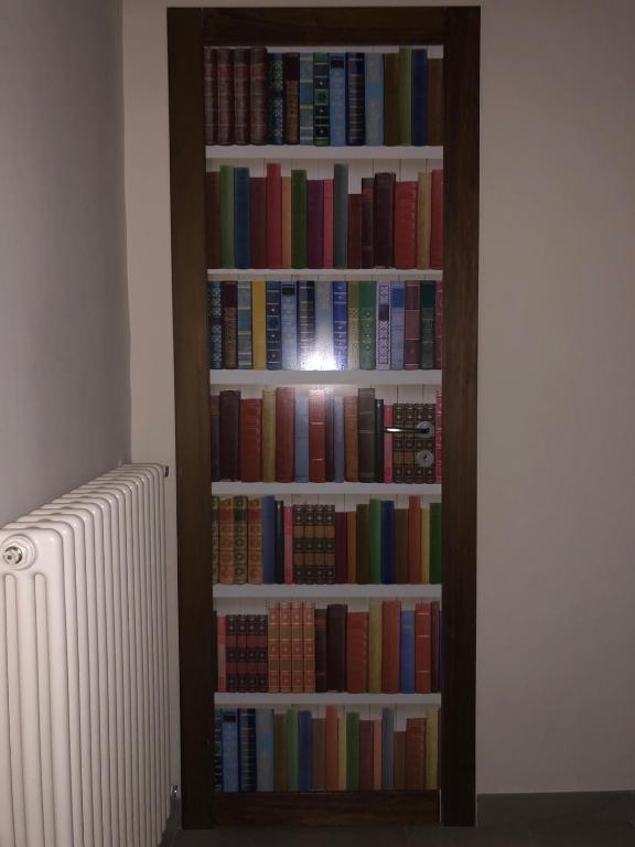 The library in the holiday home