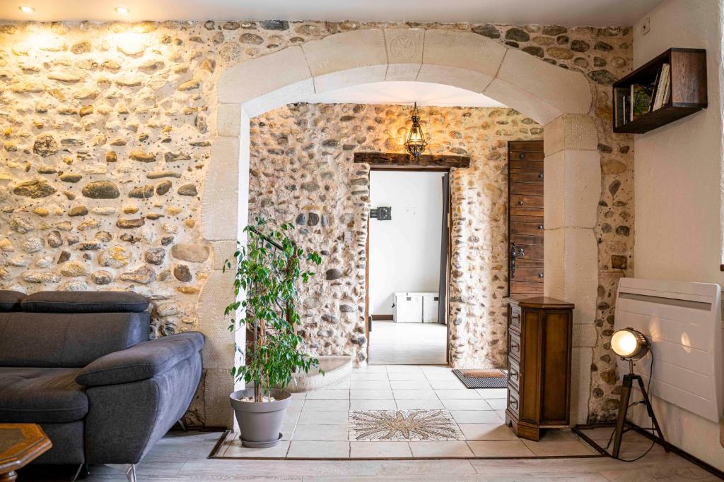 Posedenie v ubytovaní Maison de charme à proximité de Pau - 3 chambres - 6 p - Jardin