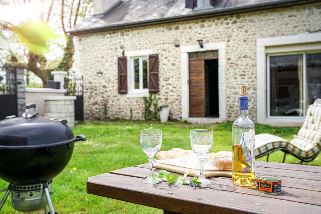 Nápoje v ubytovaní Maison de charme à proximité de Pau - 3 chambres - 6 p - Jardin